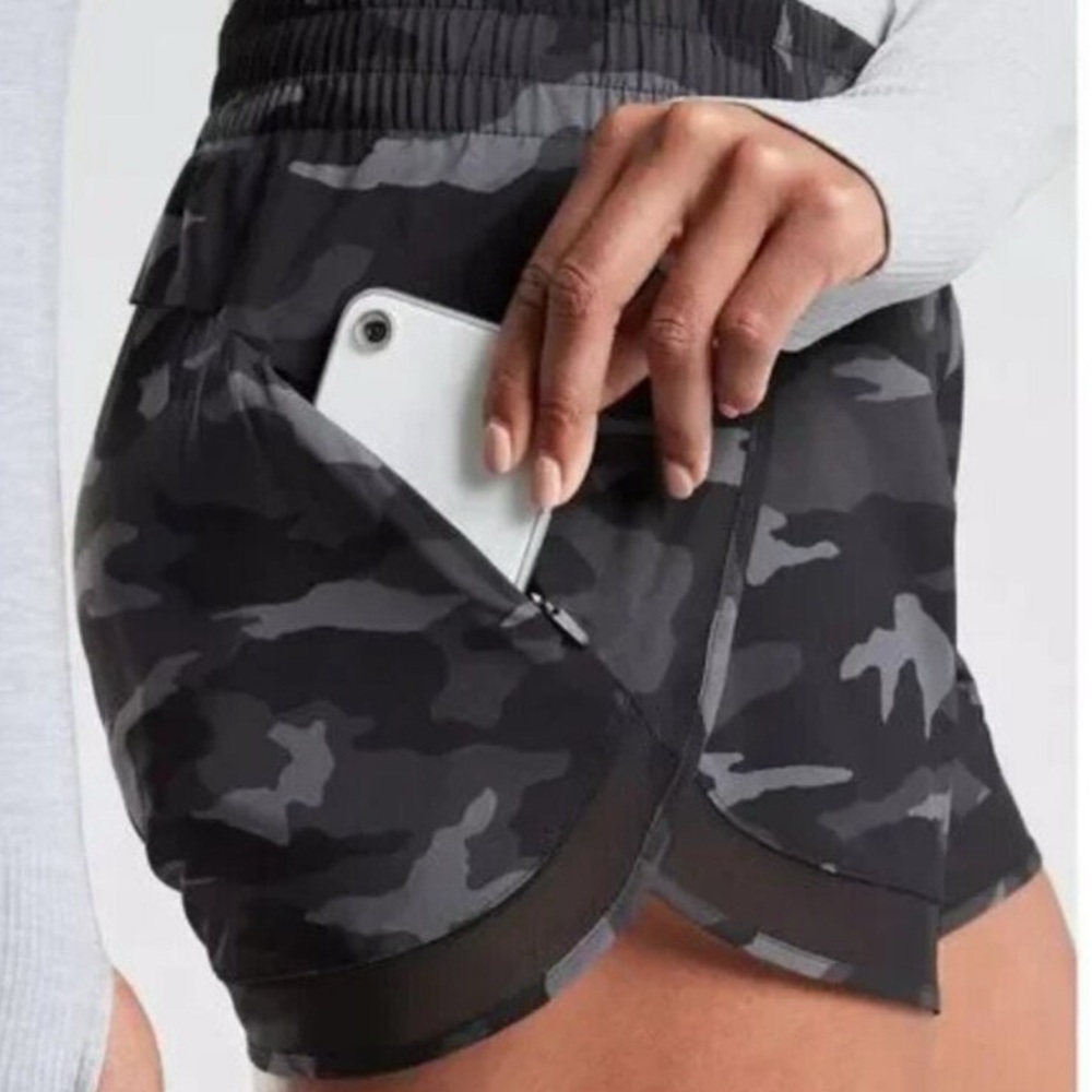 NWT Athleta Camo Printed Mesh Racer Run Short 4" Plus Size 3X Recycled Poly - Picture 2 of 14